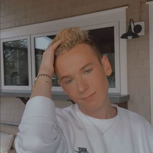 Meet your Posher, Austin